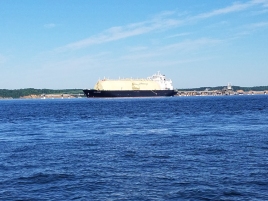 LNG plant on the Hudson River